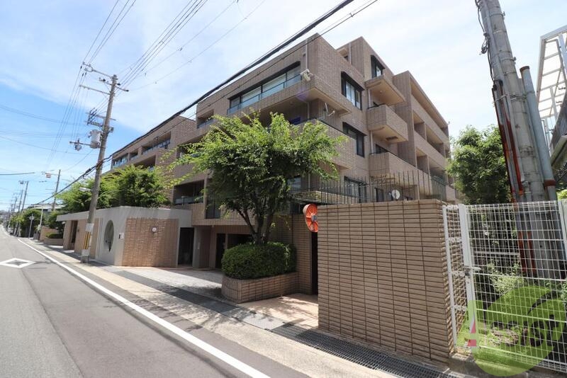 建物外観　芦屋市大原町「芦屋ロイヤルホームズ」