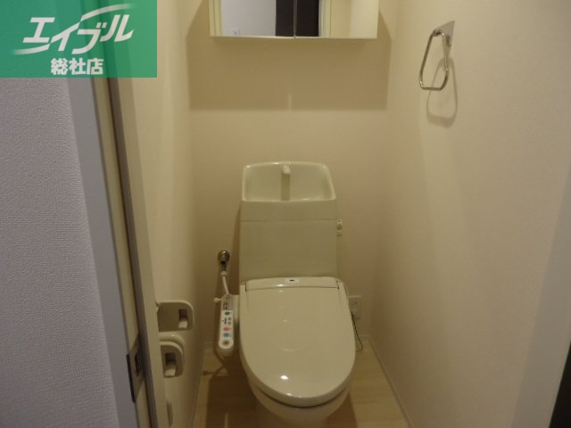 アント・クラントのトイレ写真