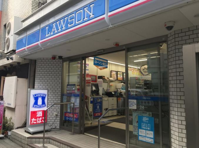 コンビニ　ローソン 内神田三丁目店（コンビニ）まで122m