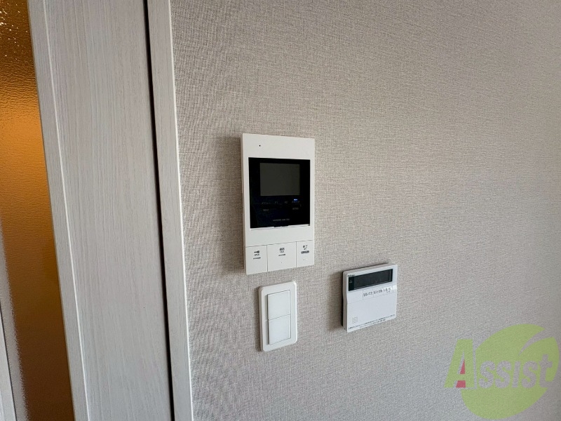 セキュリティ　モニタ付インターホンでセキュリティ面も安心です。