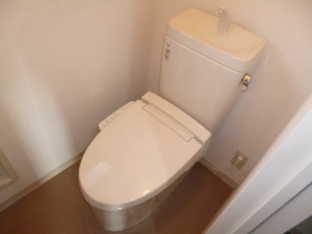 トイレ　ウォシュレット