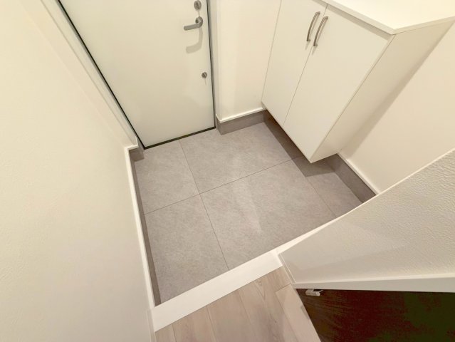 玄関　素敵な玄関は毎朝あなたを元気に送りだしてくれますよ。