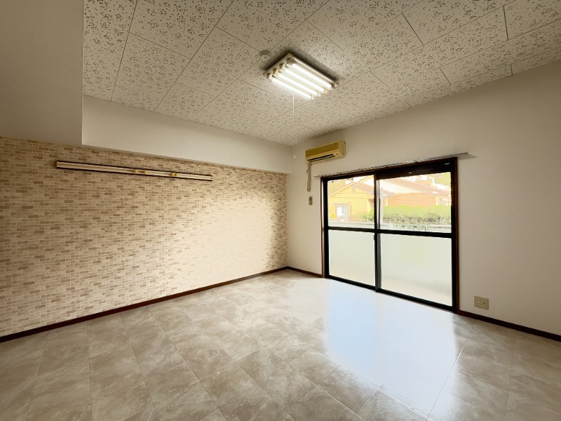 居室・リビング　現状優先