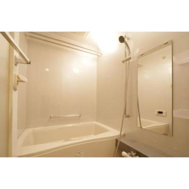 バス・シャワールーム　別部屋参考画像