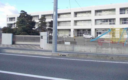 小学校　羽島市立福寿小学校（小学校）まで414m