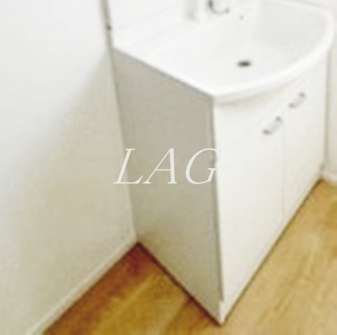 洗面設備　独立洗面台です。