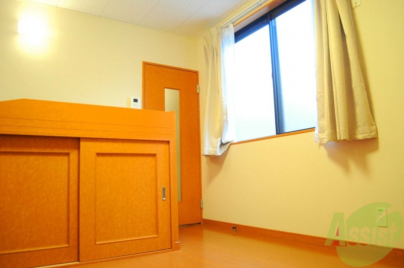 その他　窓が大きめなので日当たりも良好