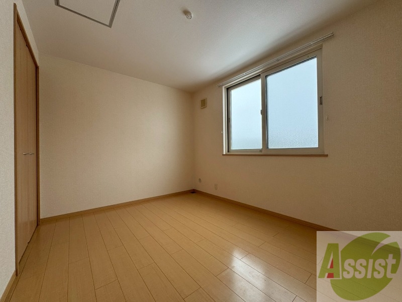 その他部屋・スペース　寝室です。部屋をどう使うかはあなた次第です！