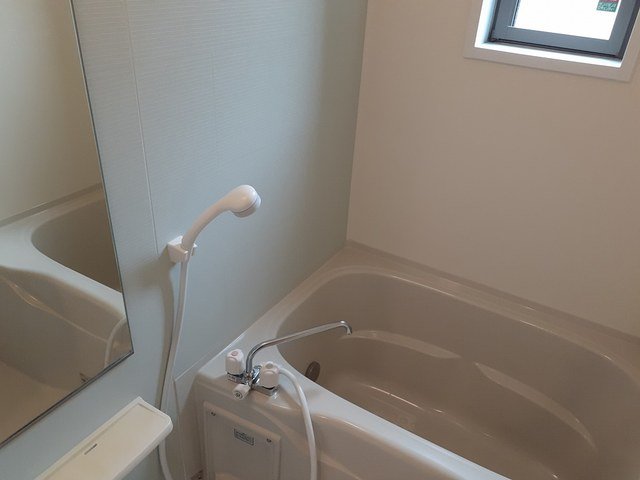 バス・シャワールーム　日々の暮らしに欠かせないお風呂です