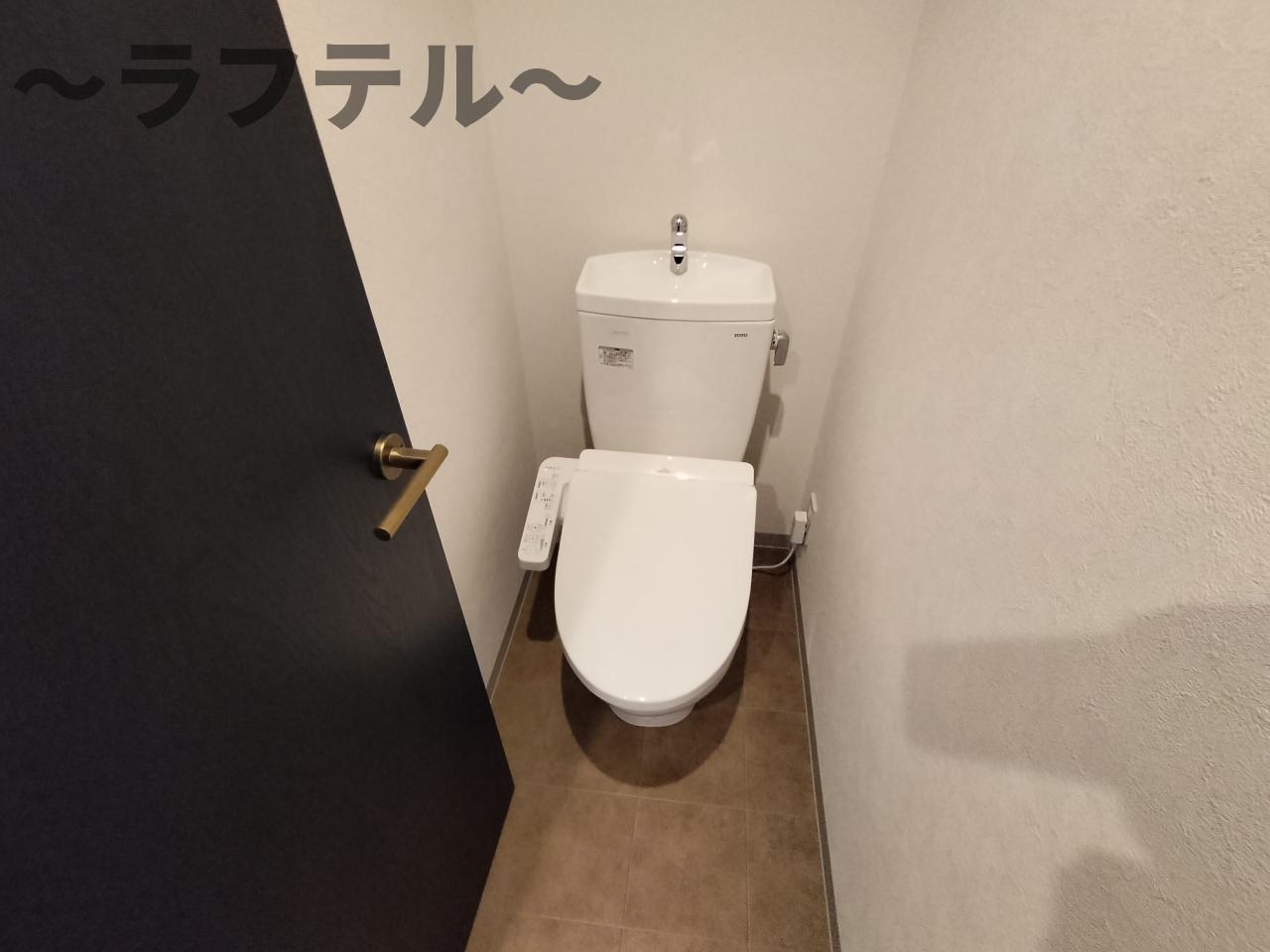トイレ　別部屋イメージ写真