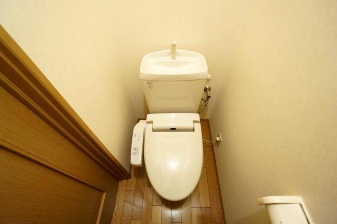 トイレ　トイレ