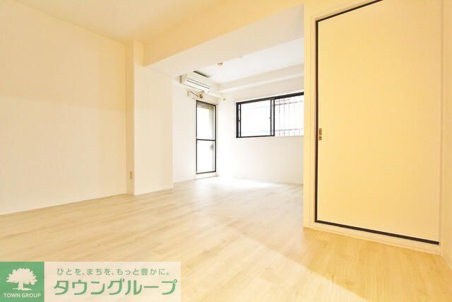 居室・リビング　★お部屋探しはタウンハウジング稲田堤店まで★