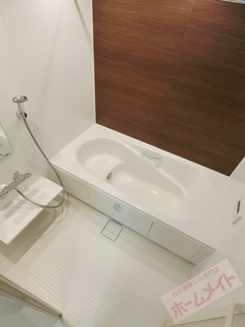 バス・シャワールーム　追い焚き付で寒い日も温まります♪