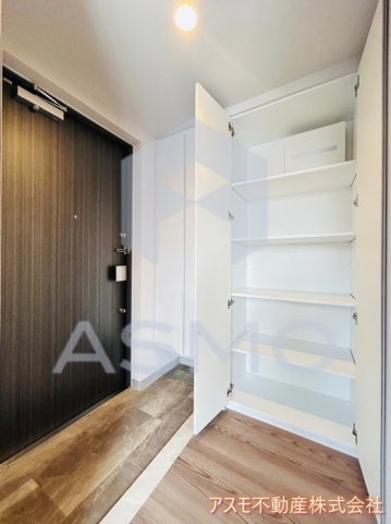 玄関　同マンション別部屋参考写真