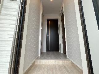 玄関　玄関（イメージ）