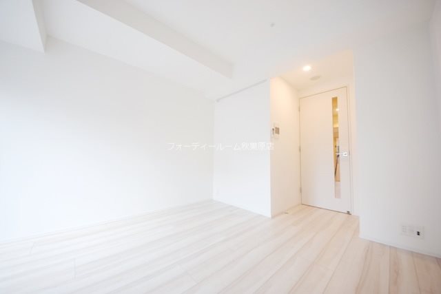 居室・リビング　別号室参考写真