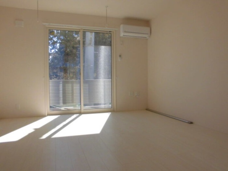 居室・リビング　図面と現状に相違がある場合には現状を優先