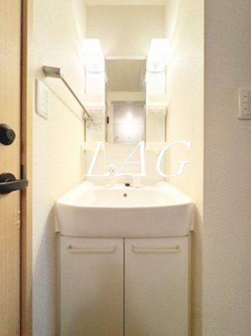 洗面設備　独立洗面台です。