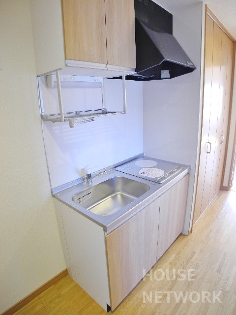 キッチン　南西位置角部屋が募集開始です