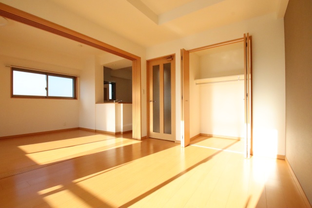 居室・リビング　※別室の参考写真の為、現況優先です。