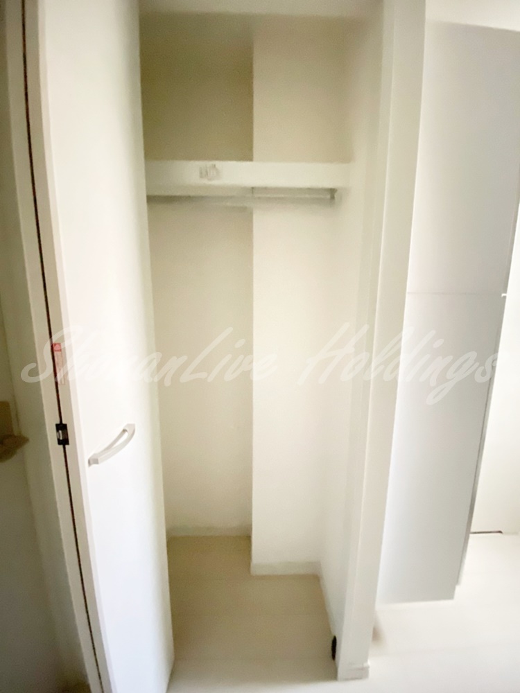 収納　ポール付きで使い勝手の良いクローゼット♪