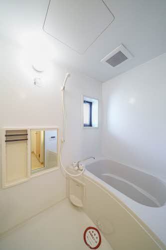 バス・シャワールーム　バスルーム