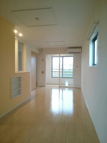 居室・リビング　ゆったり過ごせるリビングです