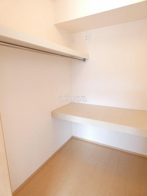 収納　ウォークインクローゼット