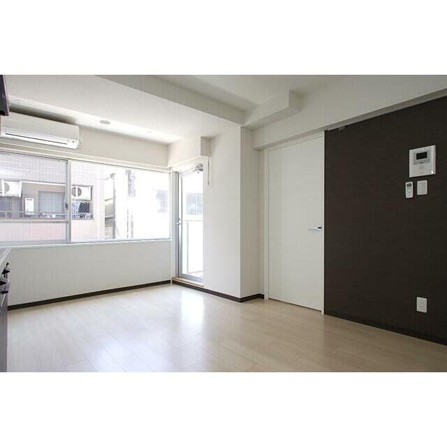 居室・リビング　物件画像