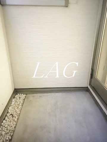 バルコニー　バルコニーです。（同仕様です。）