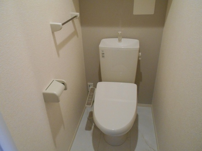 トイレ　トイレもきれいです