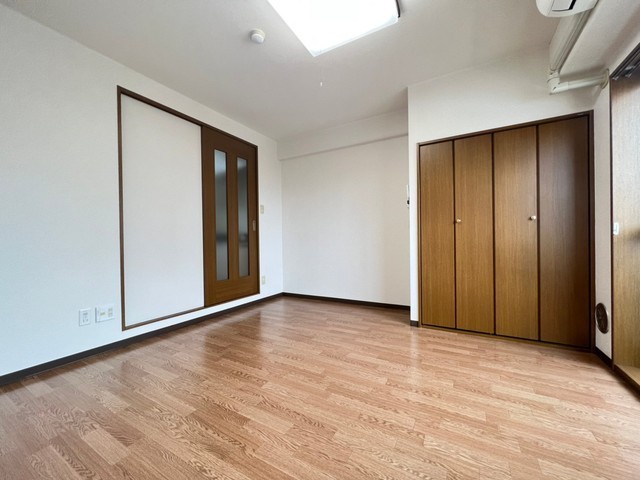 居室・リビング　別号室の写真です