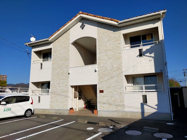 建物外観　完成写真