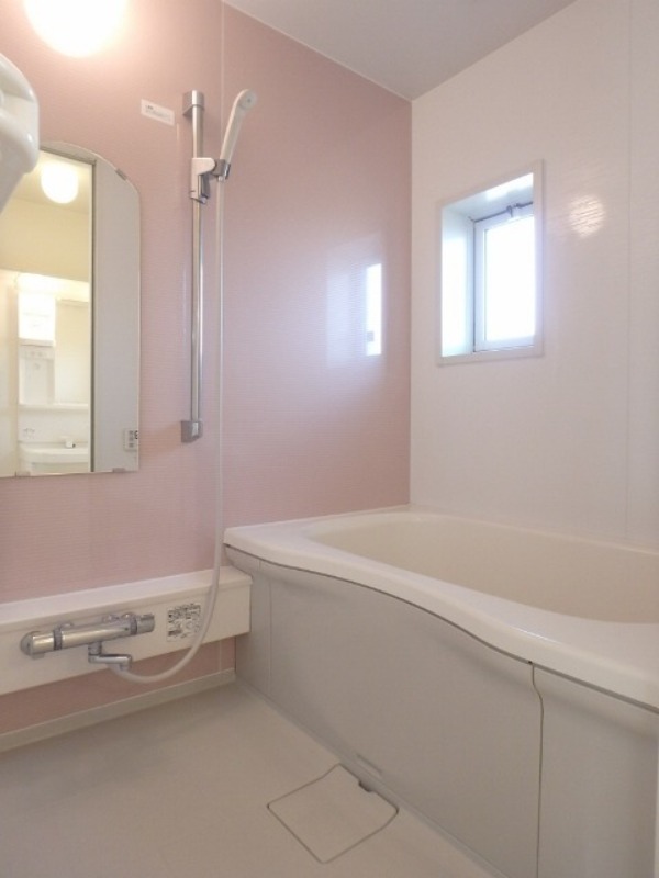 バス・シャワールーム　図面と現状に相違がある場合には現状を優先