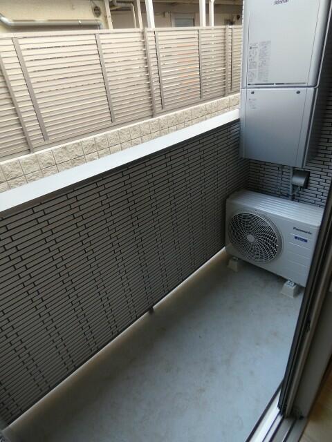 バルコニー　落ち着いた時間を過ごせるバルコニーです