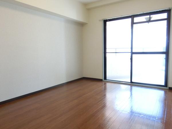 居室・リビング　日当りいいです！