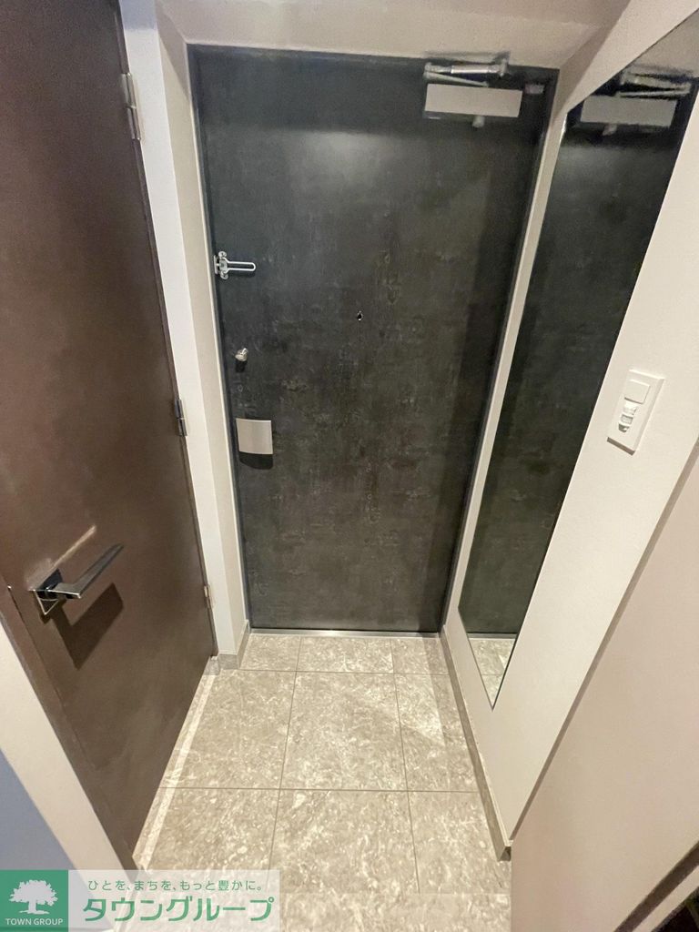 玄関　バルコニー