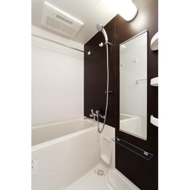 バス・シャワールーム　※写真は同タイプ住戸です。