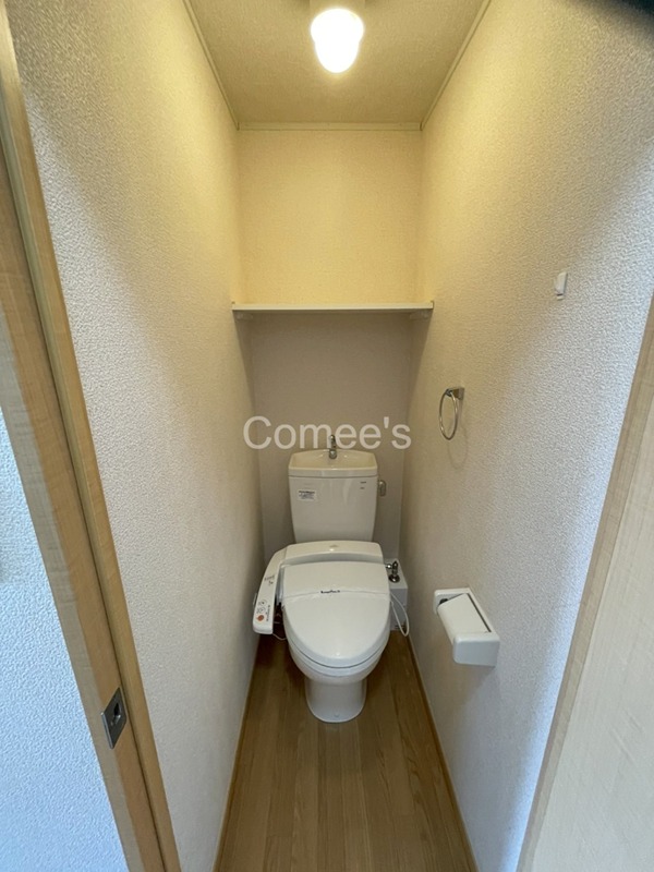 トイレ　温水洗浄便座