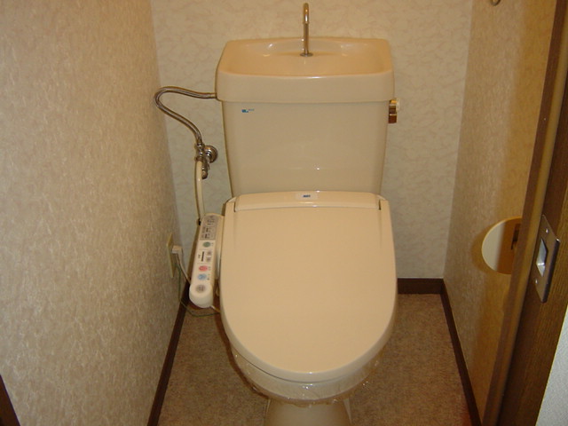 トイレ　シャワー付トイレ