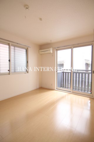 居室・リビング　他部屋参照（反転）