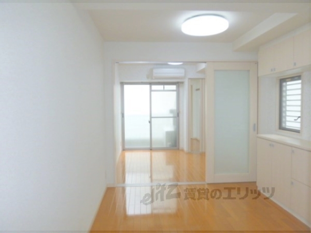 居室・リビング　洋室