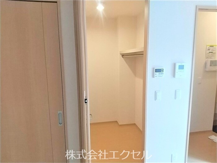 収納　ウォークインクローゼット