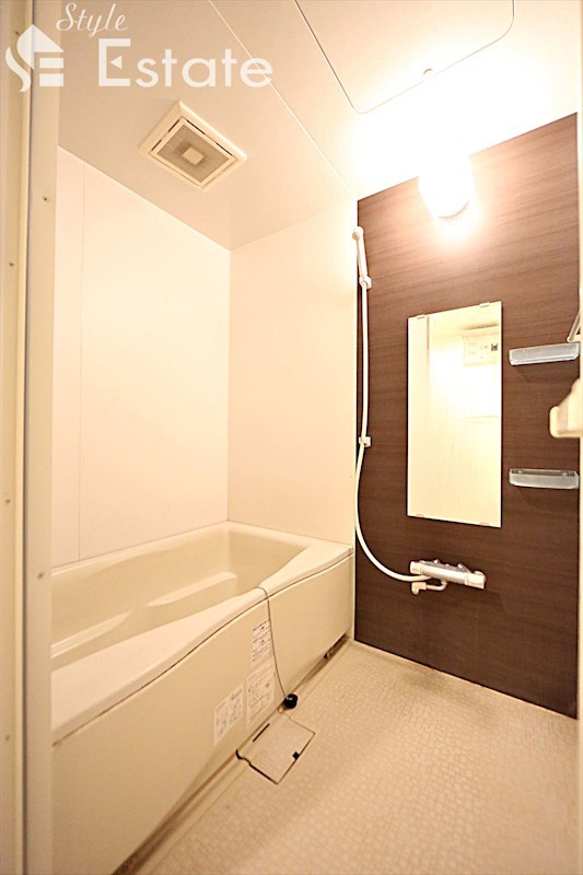 バス・シャワールーム　風呂