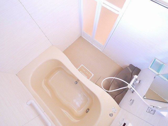 バス・シャワールーム　日々の暮らしに欠かせないお風呂です