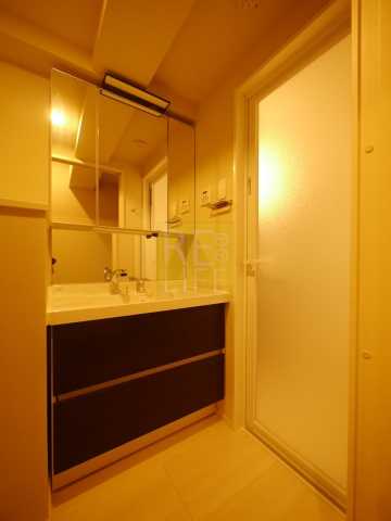 洗面設備　グランクリュ新宿御苑