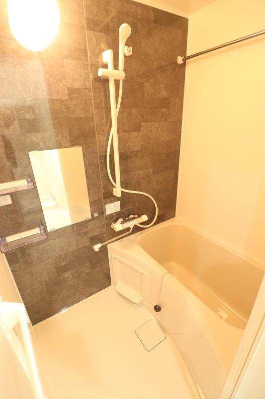 バス・シャワールーム　浴室