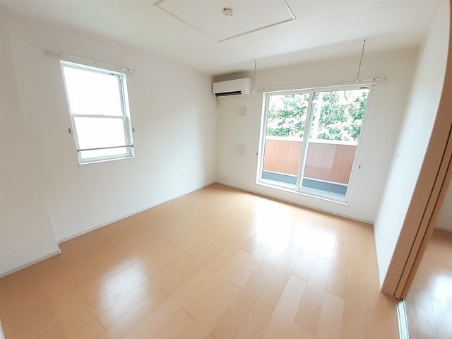 居室・リビング　居間です