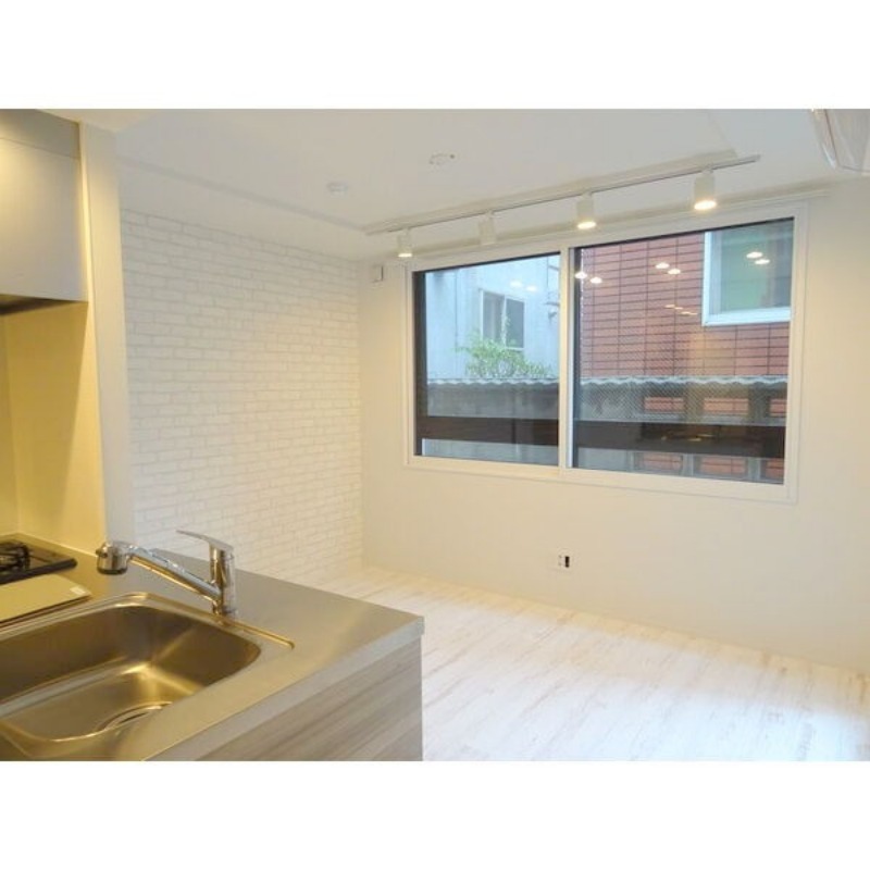 居室・リビング　明るいリビングです！