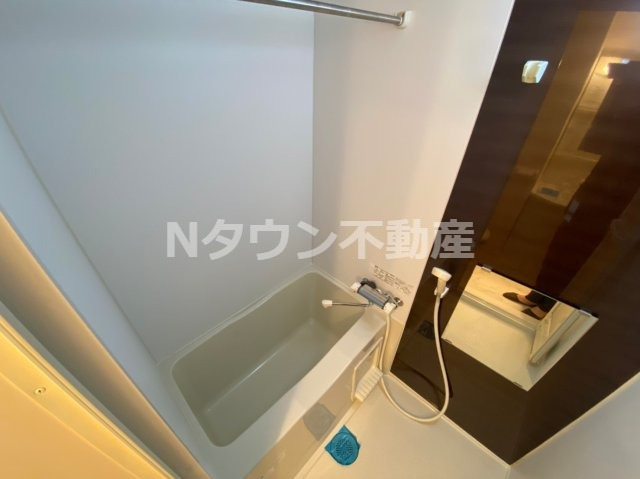 バス・シャワールーム　ゆったり過ごせるお風呂です